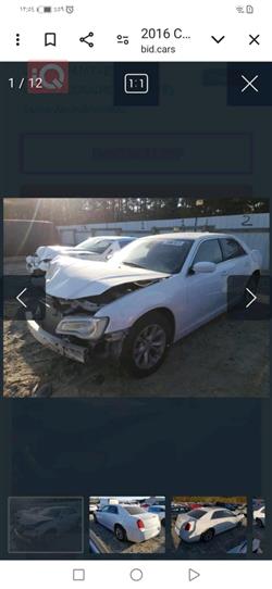 کرایسلەر 300